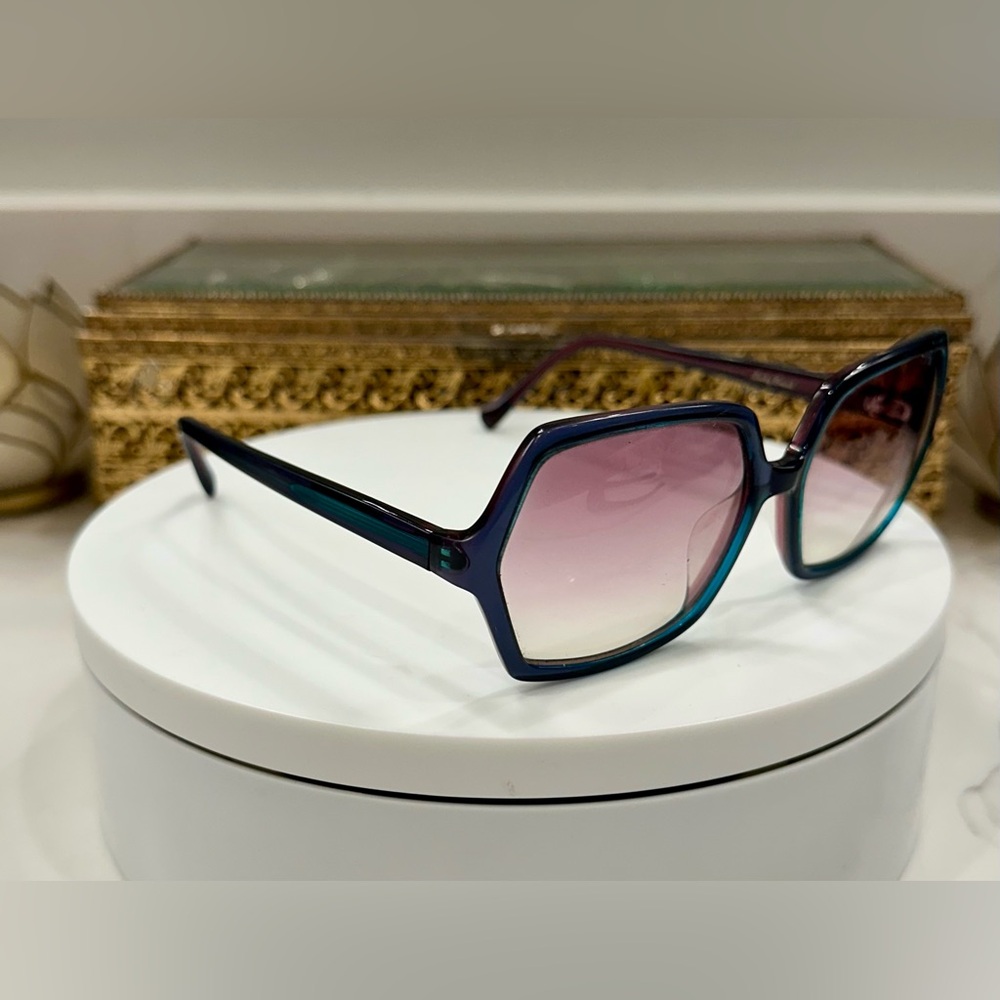 Lucky Brand - Limelight Grape - Oversized Hexagonal Purple/Blue Sunglasses EUC